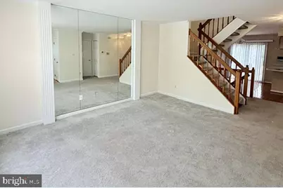 45572 Whitcomb Square, Sterling, VA 20166 - Photo 5