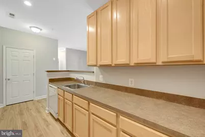 42421 Rockrose Square #101, Brambleton, VA 20148 - Photo 11