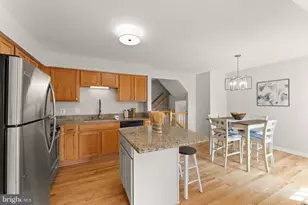 203 Shirley Square SE, Leesburg, VA 20175 - Photo 21