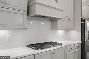 20375 Codman Dr, Ashburn, VA 20147 - Photo 17