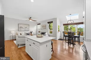 21549 Trowbridge Square, Ashburn, VA 20147 - Photo 17