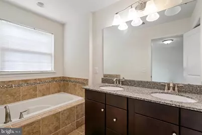 42609 Smokey Embers Terrace, Sterling, VA 20166 - Photo 33
