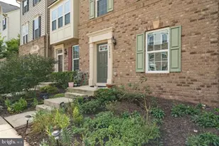 42609 Smokey Embers Terrace, Sterling, VA 20166 - Photo 3