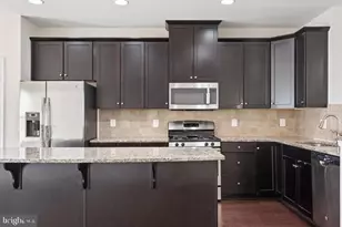 42609 Smokey Embers Terrace, Sterling, VA 20166 - Photo 17