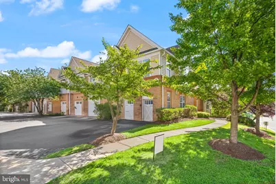 43920 Hickory Corner Terrace #114, Ashburn, VA 20147 - Photo 3