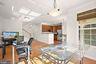 43920 Hickory Corner Terrace, Ashburn, VA 20147 - Photo 11