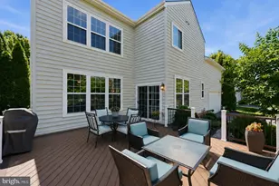 23054 Bronstein Ln, Brambleton, VA 20148 - Photo 3