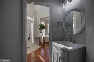 43314 Fullerton St, Ashburn, VA 20147 - Photo 7