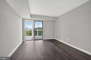 19385 Cypress Ridge Terrace, Leesburg, VA 20176 - Photo 19