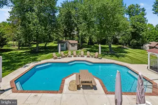 21484 Cedar Dr, Sterling, VA 20164 - Photo 45