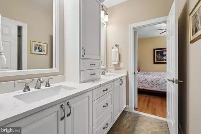21484 Cedar Drive, Sterling, VA 20164 - Photo 33