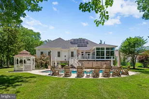 21484 Cedar Dr, Sterling, VA 20164 - Photo 1