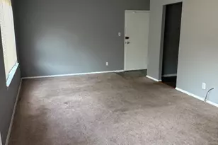 125 Clubhouse Dr SW, Leesburg, VA 20175 - Photo 3