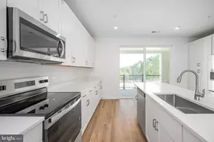 20889 Murry Fls Ter, Ashburn, VA 20147 - Photo 11