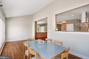 43618 Parisville Ct, Sterling, VA 20166 - Photo 37