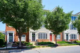 42820 Pamplin Terrace, Chantilly, VA 20152 - Photo 3