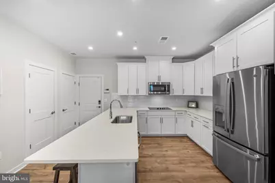 44481 Wolfhound Square, Ashburn, VA 20147 - Photo 3