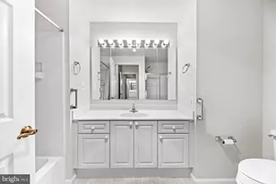 19355 Cypress Ridge Terrace, Leesburg, VA 20176 - Photo 19