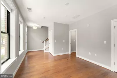 19286 Winmeade Drive, Leesburg, VA 20176 - Photo 5