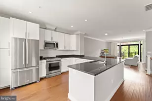 19286 Winmeade Dr, Leesburg, VA 20176 - Photo 15