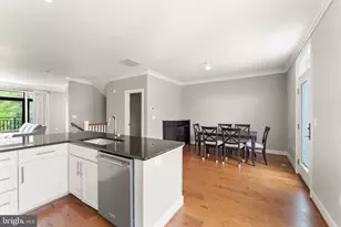19286 Winmeade Dr, Leesburg, VA 20176 - Photo 17