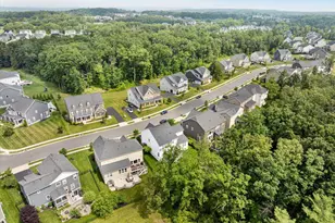 23766 Kilkerran Dr, Aldie, VA 20105 - Photo 11