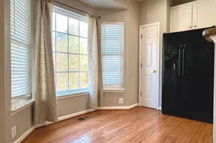 21831 Ladyslipper Sq, Ashburn, VA 20147 - Photo 13