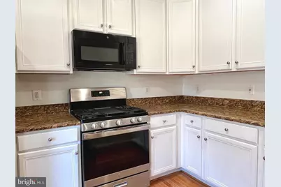 21831 Ladyslipper Square, Ashburn, VA 20147 - Photo 19