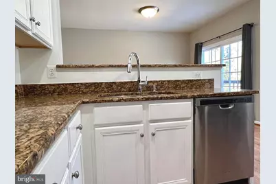 21831 Ladyslipper Square, Ashburn, VA 20147 - Photo 17