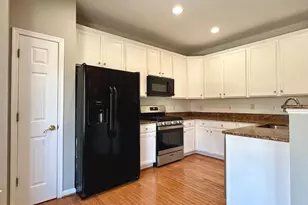 21831 Ladyslipper Sq, Ashburn, VA 20147 - Photo 15