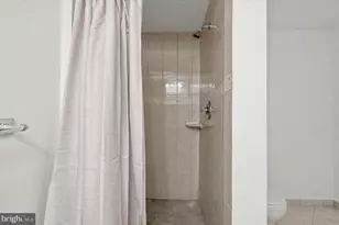 20242 Hidden Creek Ct, Ashburn, VA 20147 - Photo 35