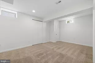 20242 Hidden Creek Ct, Ashburn, VA 20147 - Photo 31