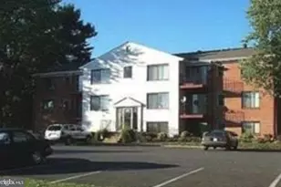 125 Clubhouse Dr SW, Leesburg, VA 20175 - Photo 1