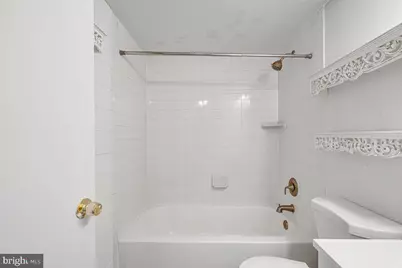 125 Clubhouse Drive SW #8, Leesburg, VA 20175 - Photo 19