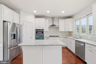 42567 Dreamweaver Dr, Brambleton, VA 20148 - Photo 21