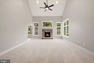 42012 Glynn Tarra Pl, Leesburg, VA 20176 - Photo 19