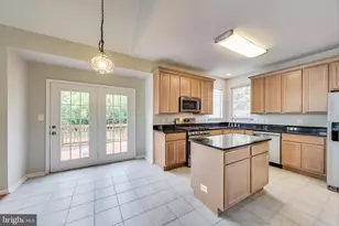 43537 Clivedon Ct, Ashburn, VA 20147 - Photo 9