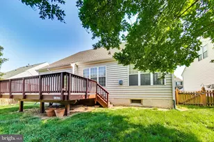 43537 Clivedon Ct, Ashburn, VA 20147 - Photo 45