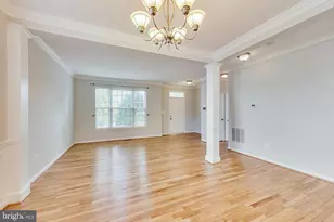 43537 Clivedon Ct, Ashburn, VA 20147 - Photo 7