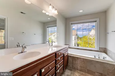 25465 Potomac Twain Terrace, Chantilly, VA 20152 - Photo 35