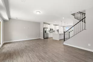 24728 Malibu Terrace, Sterling, VA 20166 - Photo 15