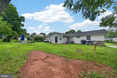 1314 E Holly Avenue, Sterling, VA 20164 - Photo 25