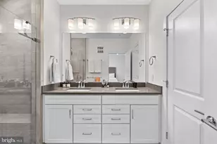 20052 Coral Wind Ter, Ashburn, VA 20147 - Photo 17
