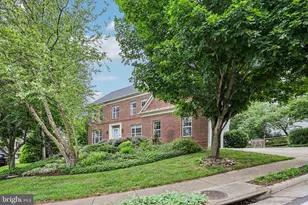 47404 Middle Bluff Pl, Sterling, VA 20165 - Photo 5