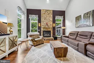 47404 Middle Bluff Pl, Sterling, VA 20165 - Photo 25