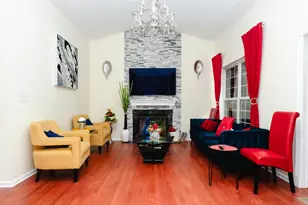 18278 Maple Spring Ct, Leesburg, VA 20176 - Photo 9
