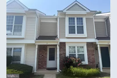 31 Essex Square, Sterling, VA 20164 - Photo 1