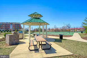 23487 Logans Ridge Terrace, Ashburn, VA 20148 - Photo 27