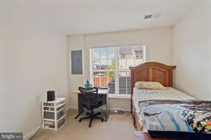 42691 Galbraith Square, Broadlands, VA 20148 - Photo 3