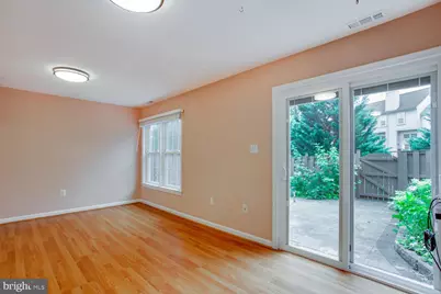 21707 Leatherleaf Circle, Sterling, VA 20164 - Photo 27